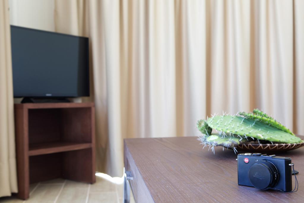 Nema Villas Katomerion Bilik gambar
