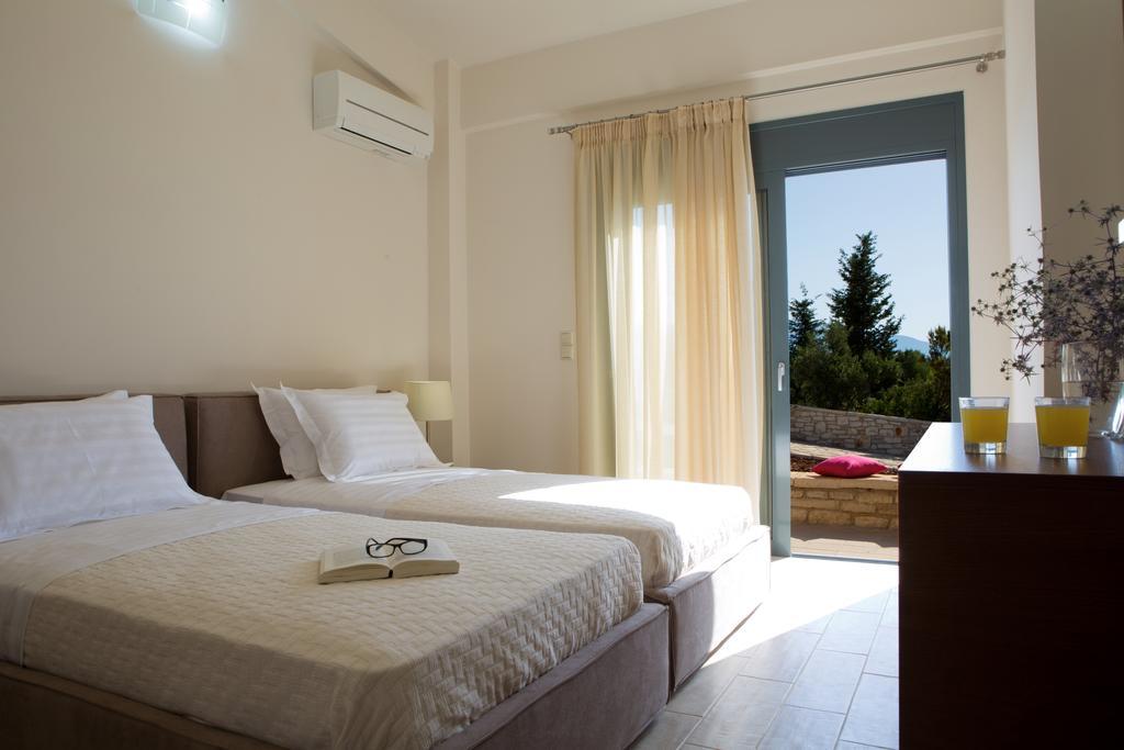 Nema Villas Katomerion Bilik gambar